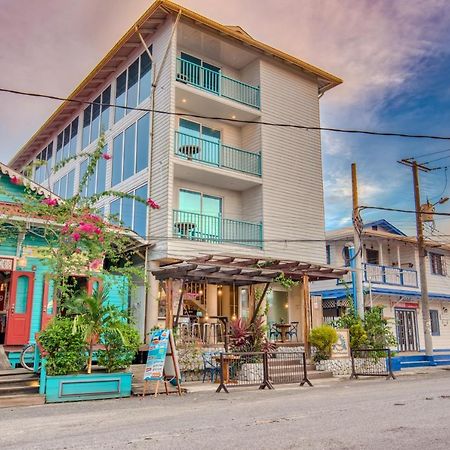 Azul Bocas Town Hotel Exterior foto
